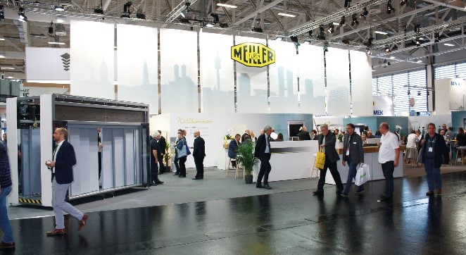 messestand.jpg